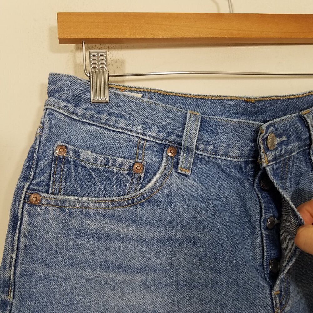 Levi's Premium 501 Button Fly Jean Shorts Blue Size 28 - Picture 2 of 7